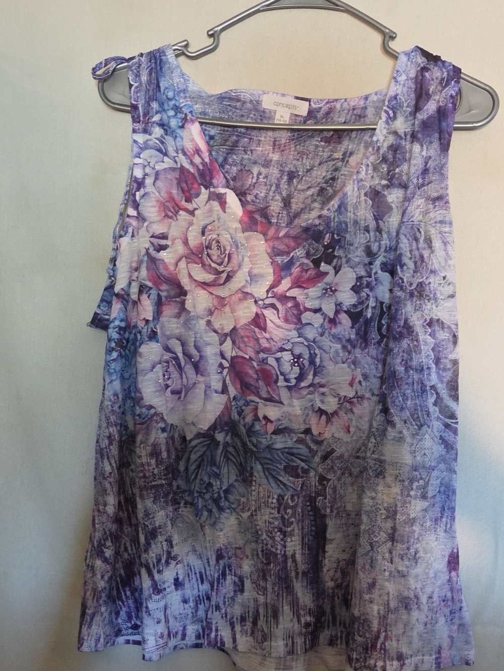 Concepts by Habitat Purple Floral Scoop Neck Tank